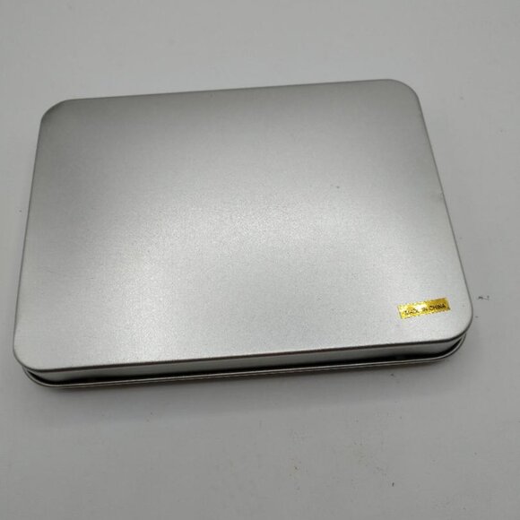 Bluegreen Resorts Playing Cards in Tin - Picture 2 of 4